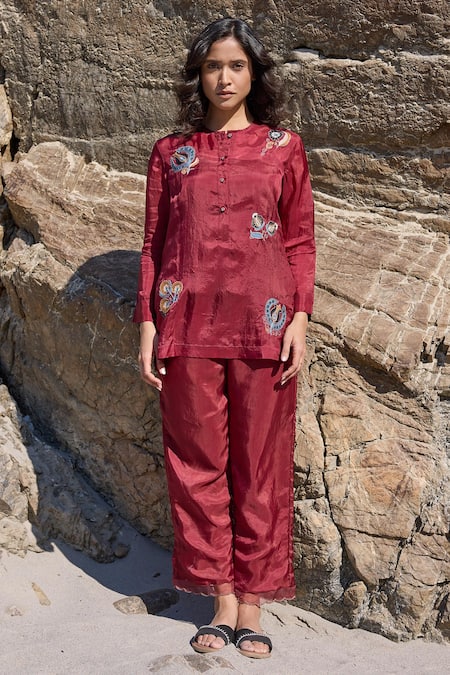 Ayaka_Burgundy Viscose Embroidery Collared Blossom Motif Top _at_Aza_Fashions