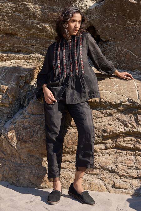 Ayaka_Black Viscose Embroidery Mandarin Collar Fleur Vine Pintucked Top _at_Aza_Fashions