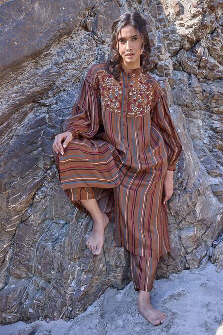 Ayaka_Brown Cotton, Viscose Embroidery Mandarin Floral Striped Kurta With Inner _at_Aza_Fashions