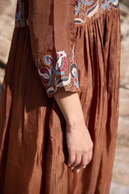 Ayaka_Brown Viscose Embroidery V-neck Ornate Bloom Kurta _at_Aza_Fashions