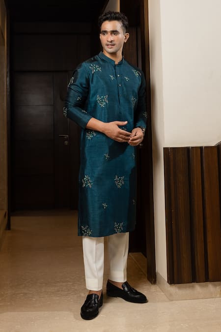 Buy_Yoseba_Blue Bamboo, Cotton Embroidery Motif Kurta Set _Online_at_Aza_Fashions