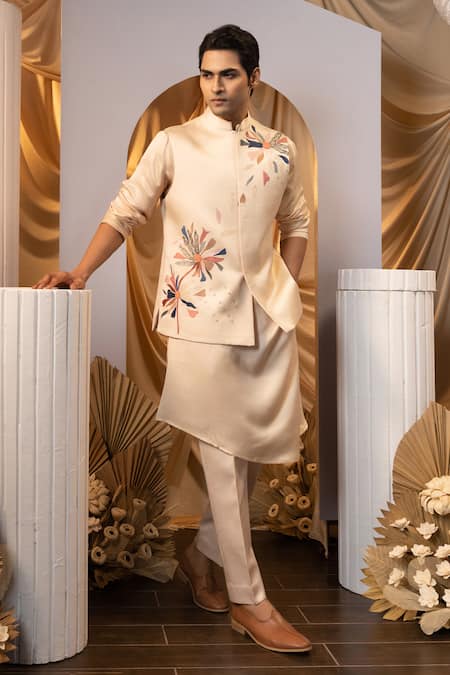 Buy Yoseba Beige Linen, Satin, Cotton Embroidery Floral Bundi Kurta Set Buy_Yoseba_Beige Linen, Satin, Cotton Embroidery Floral Bundi Kurta Set