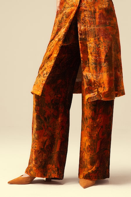 Reena Sharma_Orange Viscose V-neck Abstract Printed Jacket Kurta And Flared Pant Set _at_Aza_Fashions