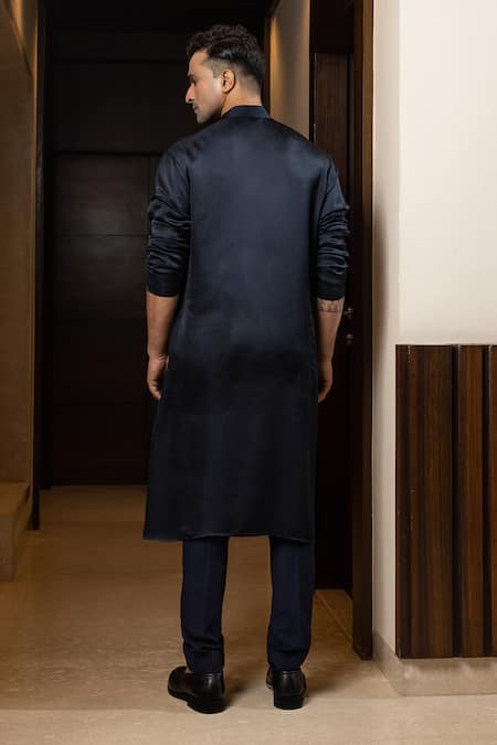 Shop Yoseba Blue Linen, Cotton Embroidery Navy Color Block Threadwork Kurta Set at Aza Fashions Shop_Yoseba_Blue Linen, Cotton Embroidery Navy Color Block Threadwork Kurta Set _at_Aza_Fashions