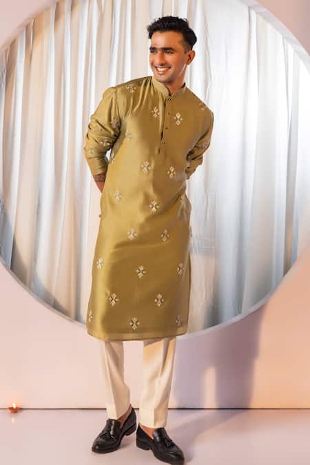 Buy_Yoseba_Green Linen, Satin, Cotton Embroidery Geometric Kurta And Pant Set _Online_at_Aza_Fashions