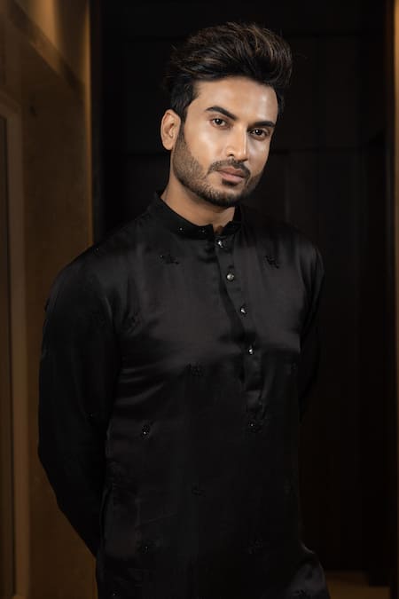 Buy Yoseba Black Linen, Satin, Cotton Cut Work, Embroidery Kurta And Pant Set Online at Aza Fashions Buy_Yoseba_Black Linen, Satin, Cotton Cut Work, Embroidery Kurta And Pant Set _Online_at_Aza_Fashions
