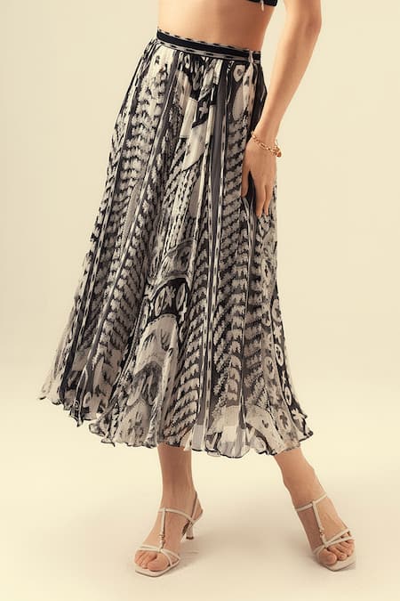 Reena Sharma_Black Viscose, Chiffon Embroidery Monochromatic Print Corset And Skirt Set _Online_at_Aza_Fashions