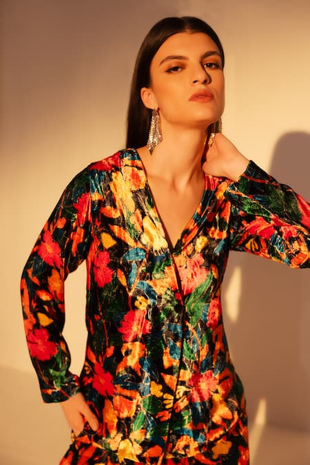 Shop_Reena Sharma_Multi Color Viscose V-neck Abstract Floral Printed Kurta Set _Online_at_Aza_Fashions