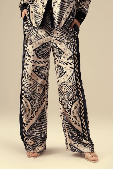 Reena Sharma_Black Viscose, Velvet Collared Monochromatic Ethnic Print Shirt And Pant Set _Online_at_Aza_Fashions