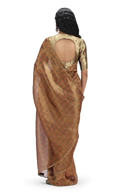 Shop Mimamsaa Brown Tissue, Silk Sequins Round Neck Geometric Pattern Scalloped Saree Set at Aza Fashions Shop_Mimamsaa_Brown Tissue, Silk Sequins Round Neck Geometric Pattern Scalloped Saree Set _at_Aza_Fashions
