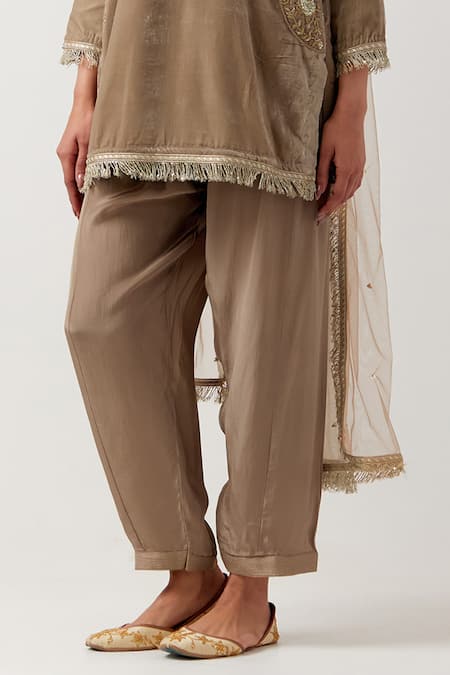 Priya Chaudhary_Beige Silk, Velvet, Crepe Sequins, Embroidery Round Neck Thread And Kurta Set _Online_at_Aza_Fashions