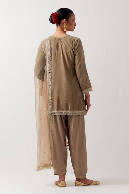 Shop_Priya Chaudhary_Beige Silk, Velvet, Crepe Sequins, Embroidery Round Neck Thread And Kurta Set _at_Aza_Fashions