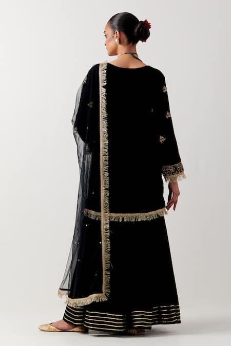 Shop Priya Chaudhary Black Silk, Velvet, Net Embroidery V-neck Floral Kurta Gharara Set at Aza Fashions Shop_Priya Chaudhary_Black Silk, Velvet, Net Embroidery V-neck Floral Kurta Gharara Set _at_Aza_Fashions