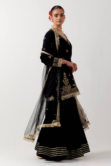 Buy Priya Chaudhary Black Silk, Velvet, Net Embroidery V-neck Floral Kurta Gharara Set Online at Aza Fashions Buy_Priya Chaudhary_Black Silk, Velvet, Net Embroidery V-neck Floral Kurta Gharara Set _Online_at_Aza_Fashions