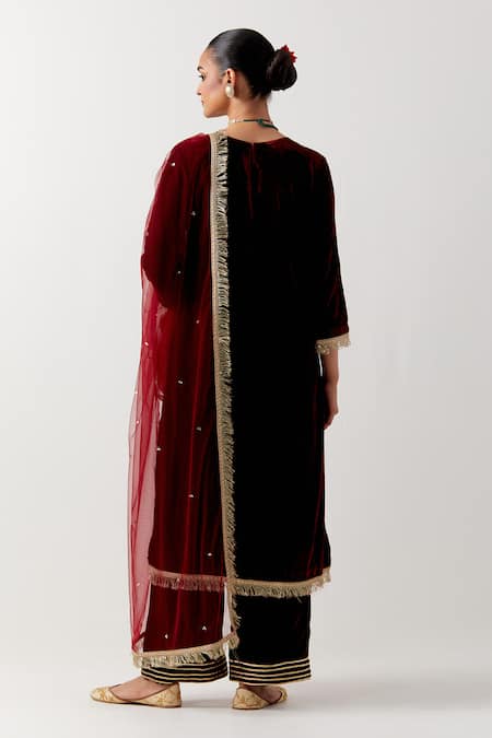 Shop Priya Chaudhary Red Silk, Velvet Sequins, Embroidery Round Neck Kurta at Aza Fashions Shop_Priya Chaudhary_Red Silk, Velvet Sequins, Embroidery Round Neck Kurta _at_Aza_Fashions