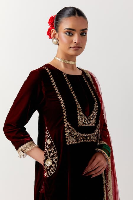 Priya Chaudhary Red Silk, Velvet Sequins, Embroidery Round Neck Floral Kurta And Pant Set Online at Aza Fashions Priya Chaudhary_Red Silk, Velvet Sequins, Embroidery Round Neck Floral Kurta And Pant Set _Online_at_Aza_Fashions