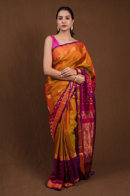 Devissha Floral Bloom Woven Saree 