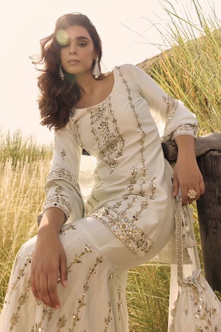 Buy_Labelmayaa_White Chanderi, Organza Mirrors, Embroidery Round Neck Kurta Sharara Set _Online_at_Aza_Fashions