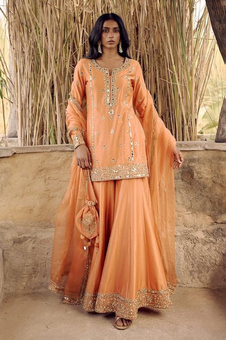 Buy_Labelmayaa_Orange Chanderi, Organza Zari, Mirrors, Diamonds, Embroidery Zardozi Kurta Set _Online_at_Aza_Fashions