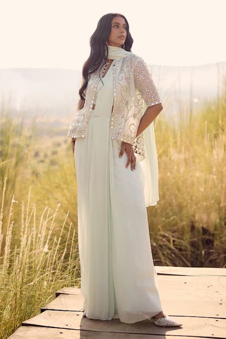 Labelmayaa Aqua Blue Pre-Draped Saree Set With Cape 