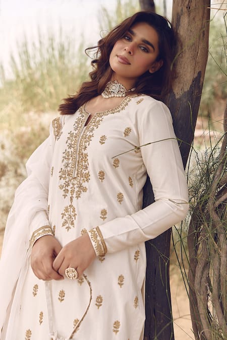 Shop_Labelmayaa_Ivory Chanderi, Organza Zari, Embroidery Collared Zardozi Dori Kurta Set _Online_at_Aza_Fashions
