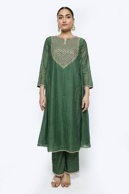 Sinjhar Green Chanderi, Cotton, Silk, Tissue Embroidery Floral Hand A-line Kurta Set Online at Aza Fashions Sinjhar_Green Chanderi, Cotton, Silk, Tissue Embroidery Floral Hand A-line Kurta Set _Online_at_Aza_Fashions