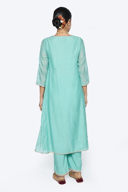 Shop Sinjhar Blue Chanderi, Cotton, Silk Embroidery Split V-neck Floral Hand Kurta Set at Aza Fashions Shop_Sinjhar_Blue Chanderi, Cotton, Silk Embroidery Split V-neck Floral Hand Kurta Set _at_Aza_Fashions