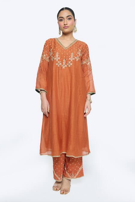Buy_Sinjhar_Orange Chanderi, Cotton, , Organza Embroidery Bloom Hand Kurta Set _Online_at_Aza_Fashions