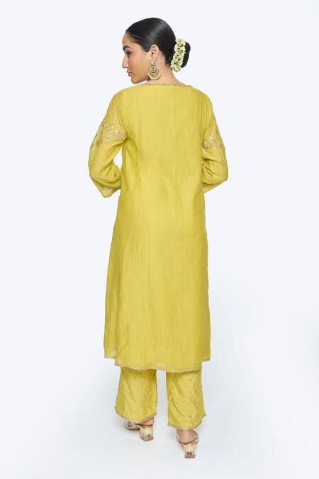 Shop Sinjhar Yellow Chanderi, Cotton, Silk, Kota Doria Embroidery V-neck Hand Kurta Set at Aza Fashions Shop_Sinjhar_Yellow Chanderi, Cotton, Silk, Kota Doria Embroidery V-neck Hand Kurta Set _at_Aza_Fashions