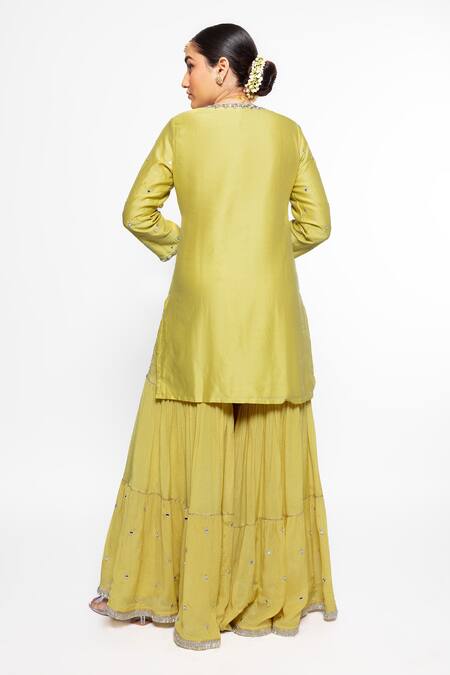 Shop Sinjhar Yellow Chanderi, Cotton, Crepe, Silk Organza Hand Embroidered Kurta Set at Aza Fashions Shop_Sinjhar_Yellow Chanderi, Cotton, Crepe, Silk Organza Hand Embroidered Kurta Set _at_Aza_Fashions