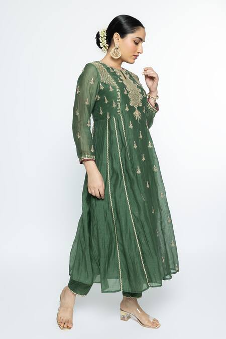 Sinjhar Green Chanderi, Organza, Cotton, Botanical Hand Anarkali Set Online at Aza Fashions Sinjhar_Green Chanderi, Organza, Cotton, Botanical Hand Anarkali Set _Online_at_Aza_Fashions
