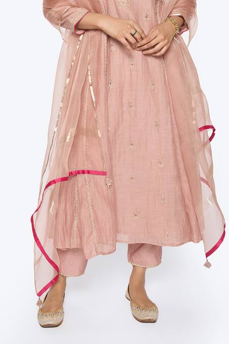 Shop Sinjhar Pink Chanderi, Organza, Cotton, Embroidery Keyhole Hand Anarkali Set Online at Aza Fashions Shop_Sinjhar_Pink Chanderi, Organza, Cotton, Embroidery Keyhole Hand Anarkali Set _Online_at_Aza_Fashions