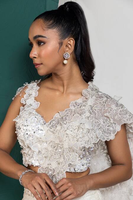 Buy_Smriti By Anju Agarwal_White Silk, Chiffon Pearls, Sequins, Fabric Embellished Pre-draped Saree Set _Online_at_Aza_Fashions