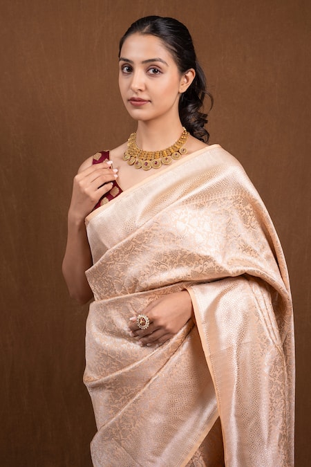 Devissha_Peach Brocade, Silk Zari Floral Woven Saree _Online_at_Aza_Fashions