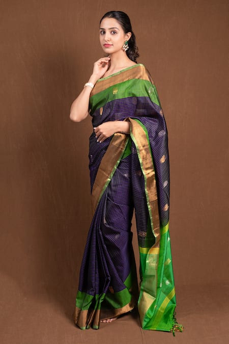 Buy_Devissha_Purple Silk Deep Chequered Woven Saree _Online_at_Aza_Fashions