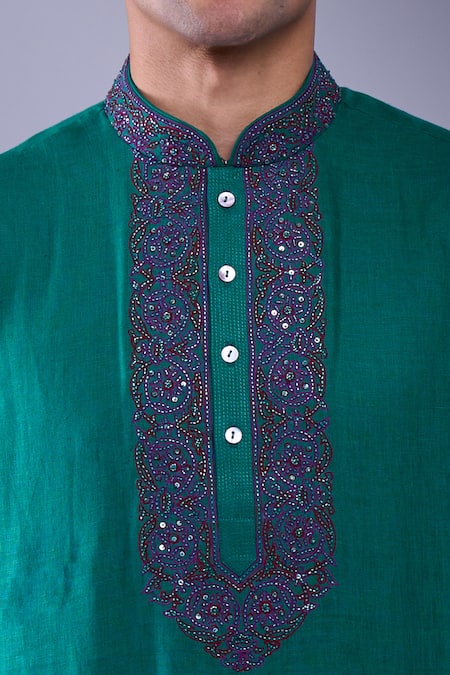 Aariyana Couture_Green Cotton Embroidery Placket Straight Kurta _at_Aza_Fashions