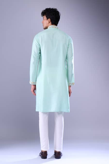 Aariyana Couture Embroidered Flower Vine Kurta Set 