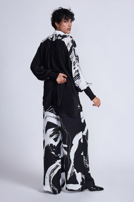 Shop Advait Black Crepe Collared Colorblock Bishop Sleeves Shirt at Aza Fashions Shop_Advait_Black Crepe Collared Colorblock Bishop Sleeves Shirt _at_Aza_Fashions