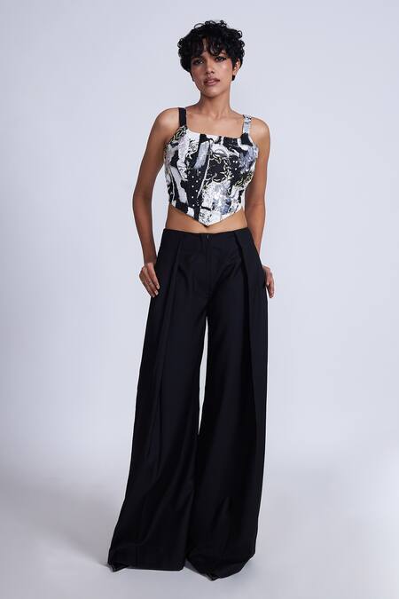 Buy Advait Black Cotton Sequins Square Neck Abstract Corset Top Online at Aza Fashions Buy_Advait_Black Cotton Sequins Square Neck Abstract Corset Top _Online_at_Aza_Fashions