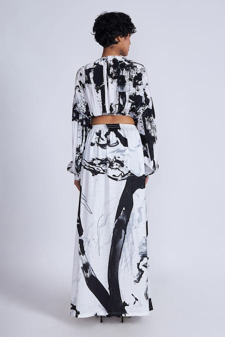 Shop Advait Black Crepe Collared And White Abstract Print Crop Top at Aza Fashions Shop_Advait_Black Crepe Collared And White Abstract Print Crop Top _at_Aza_Fashions