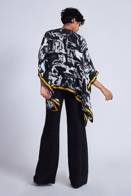 Shop_Advait_Black Crepe Solid Flared Trouser _at_Aza_Fashions