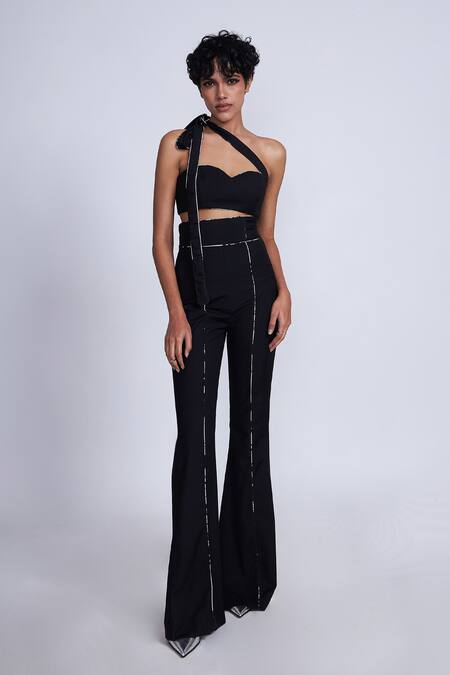 Advait Black Polyester, Cotton Piping Sweetheart Neck Detail Bandeau Top Online at Aza Fashions Advait_Black Polyester, Cotton Piping Sweetheart Neck Detail Bandeau Top _Online_at_Aza_Fashions