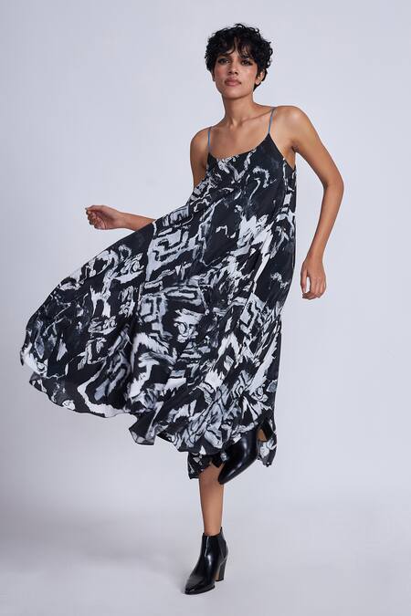 Advait_Black Crepe Scoop Neck Abstract Printed Midi Dress_Online_at_Aza_Fashions