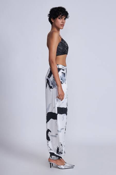Advait Black Satin Twill Printed Stripe V Neck And White Bralette Online at Aza Fashions Advait_Black Satin Twill Printed Stripe V Neck And White Bralette_Online_at_Aza_Fashions