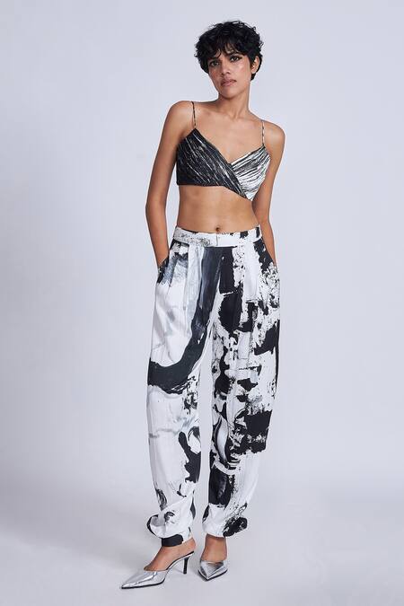 Buy Advait Black Satin Twill Printed Stripe V Neck And White Bralette Online at Aza Fashions Buy_Advait_Black Satin Twill Printed Stripe V Neck And White Bralette_Online_at_Aza_Fashions