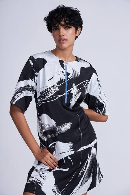 Buy_Advait_Black Satin Round Neck Paint Splash Printed Shift Dress _Online_at_Aza_Fashions