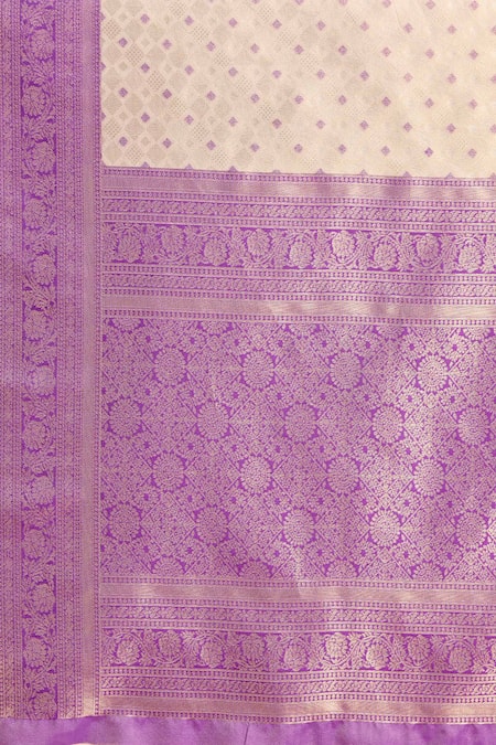 Buy_Naintara Bajaj_Off White Kota Doria Embroidery V-neck Geometric Woven Kanjivaram Saree And Blouse _Online_at_Aza_Fashions