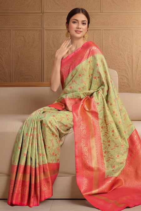 Buy Samyukta Singhania Green Silk, Tissue Embroidery Asymmetric Botanical Woven Banarasi Saree Set Buy_Samyukta Singhania_Green Silk, Tissue Embroidery Asymmetric Botanical Woven Banarasi Saree Set