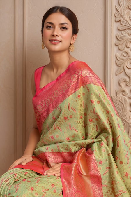 Shop Samyukta Singhania Green Silk, Tissue Embroidery Asymmetric Botanical Woven Banarasi Saree Set Shop_Samyukta Singhania_Green Silk, Tissue Embroidery Asymmetric Botanical Woven Banarasi Saree Set