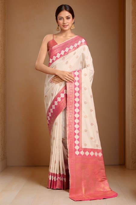 Samyukta Singhania Paisley Woven Banarasi Saree Set 